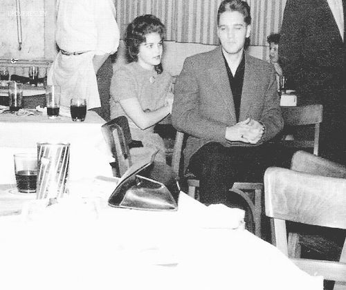 Hier bei einem späteren Treffen - Dezember 1959