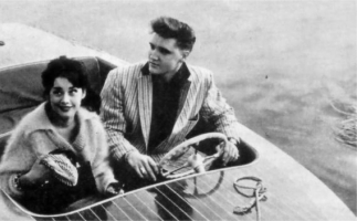 Vera Tschechowa - Elvis