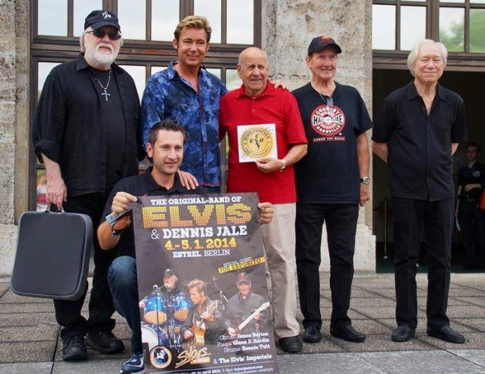Ronnie Tutt, Andreas Michalak, Dennis Jale, Joe Esposito, James Burton, Glen D. Hardin