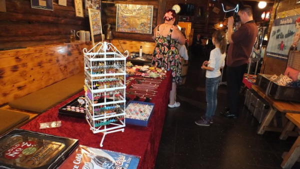 Rockabella Hair Accessiore