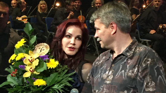 Priscilla Presley &amp; Mike Seeger